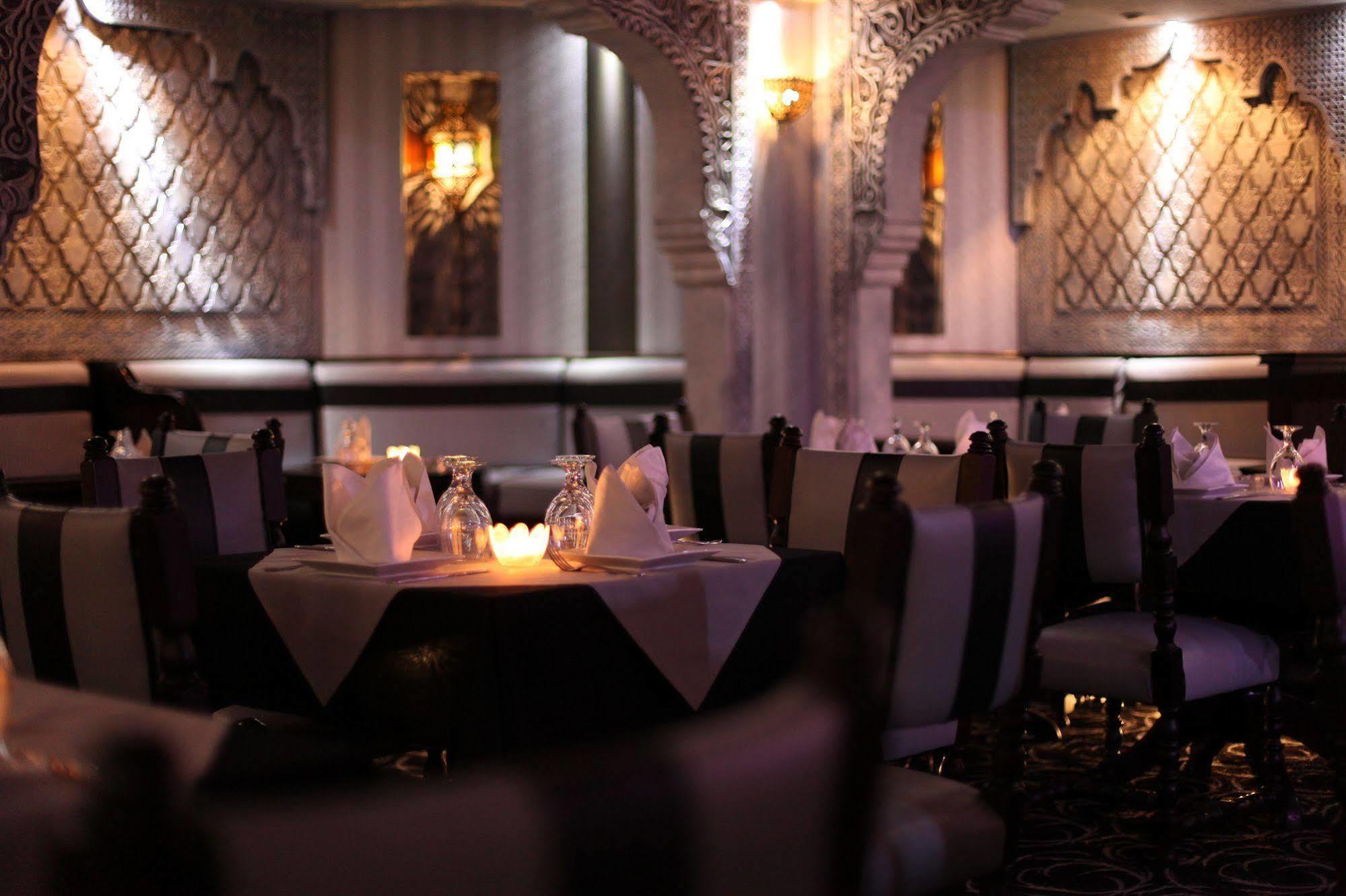 Broadway Hotel Dubai Exterior foto